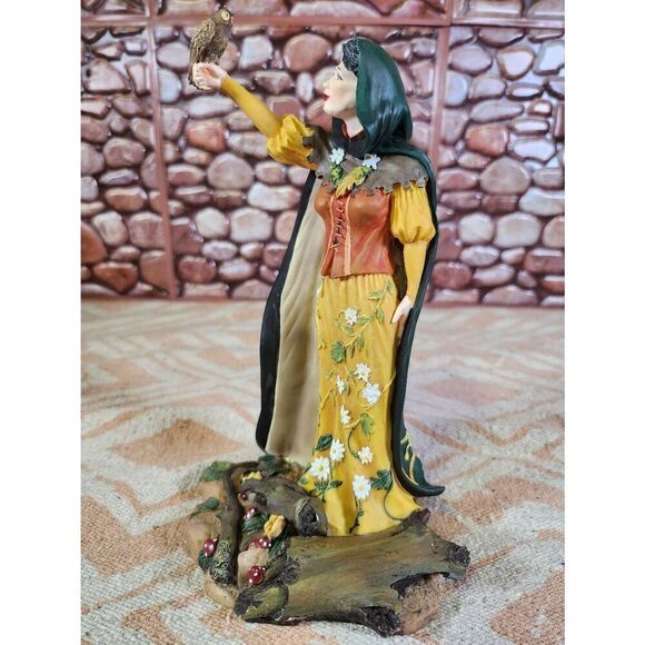 Land of the Dragons-Woodland Sorceress K014-collectible figurine - Picture 1 of 9
